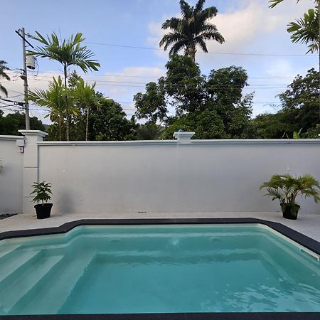 Riverside Poolside Apartment San Juan Esterno foto
