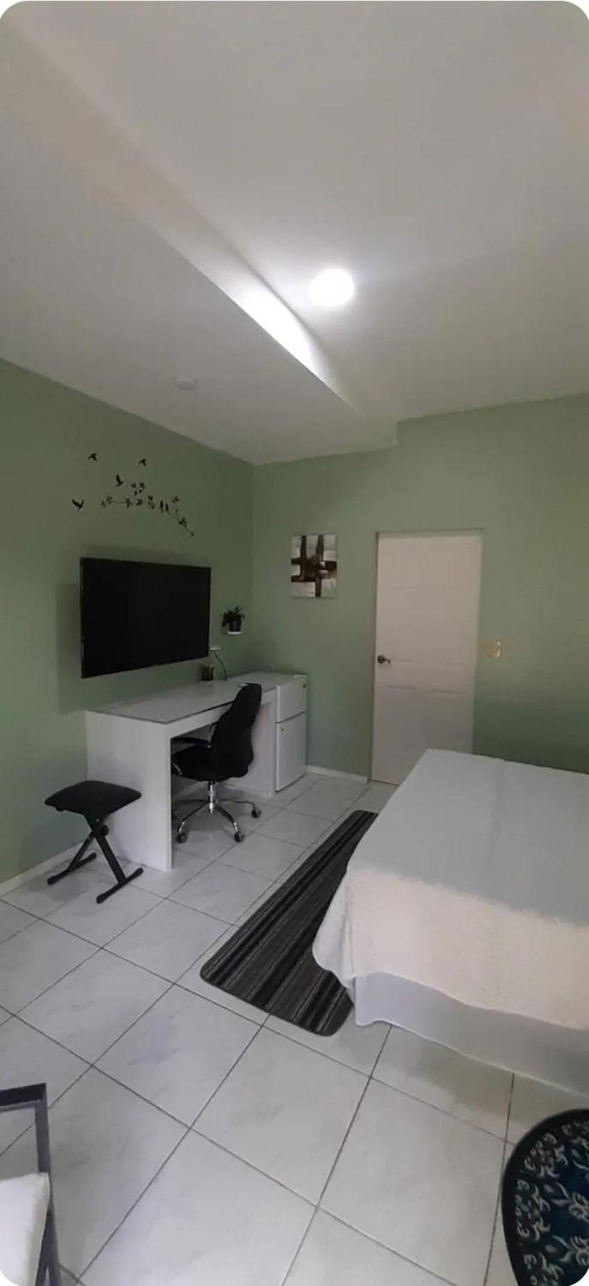 Riverside Poolside Apartment San Juan Esterno foto