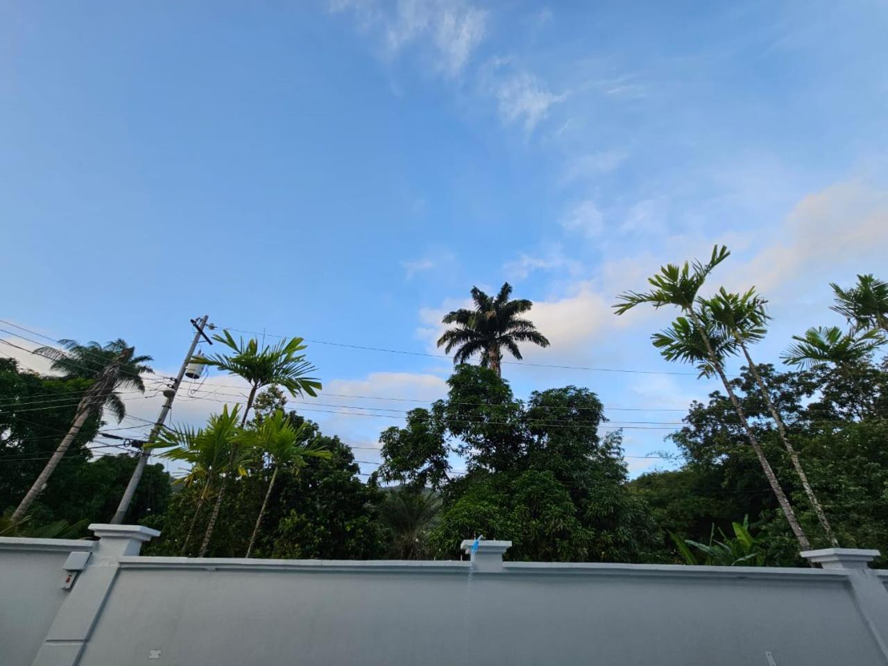 Riverside Poolside Apartment San Juan Esterno foto