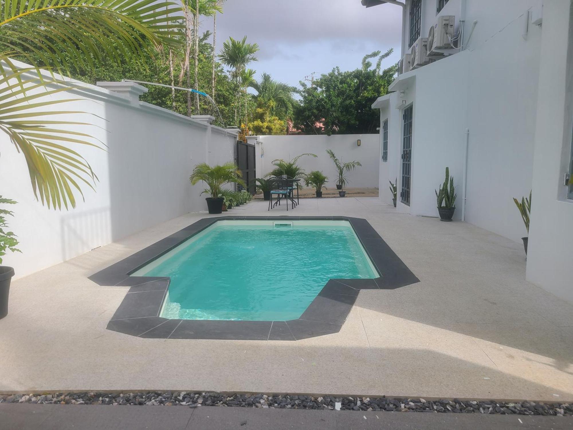 Riverside Poolside Apartment San Juan Esterno foto